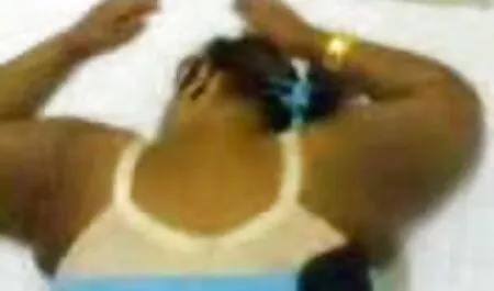 Figliastra film gratis lesbiche va a mamma calda