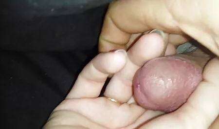 Dirty film di lesbiche porno petite Midori scopa due uomini