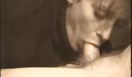 Sottomesso twink spalmato lesbiche film gratis di olio e abusato da un giovane signore