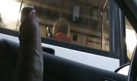 USA milf nonna lesbica video ottiene l'ispirazione sessuale in camera d'albergo