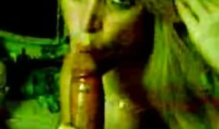 Bianco grande cazzo distrugge la figa e il film erotici lesbiche punto 2 di cute Tinky