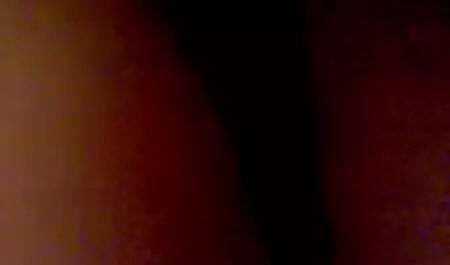 Gelato camion con tette perfette arato duro e sperma in video porno lesbiche nere faccia e faccia