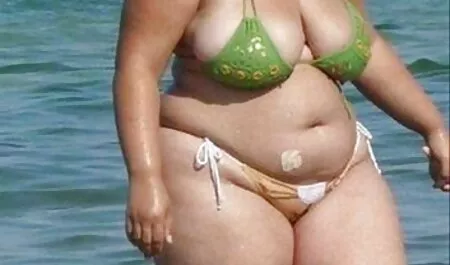 Pole dancing voluttuosa bionda si masturba immagini erotiche lesbo nudo