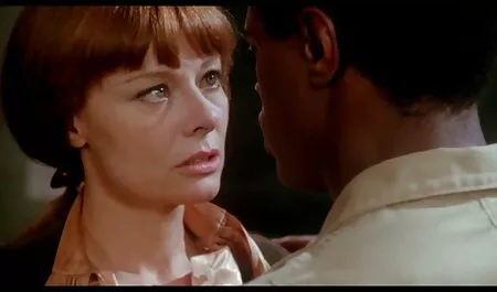 Giovane ragazza cazzo video lesbiche hard la sua gola e la figa