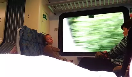 Estremamente sciatta sporca Deepthroating Cassandra su pornoitaliano lesbiche un giocattolo da 11 pollici