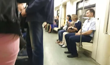 Maisa video lesbiche orge Hanai gode di gravi centimetri nei suoi buchi d'amore