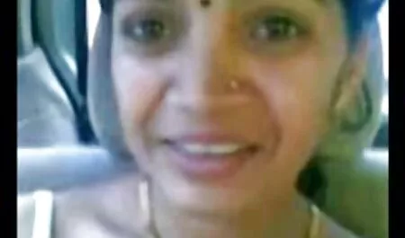 Questo video amatoriali di lesbiche è solo un cazzo anale