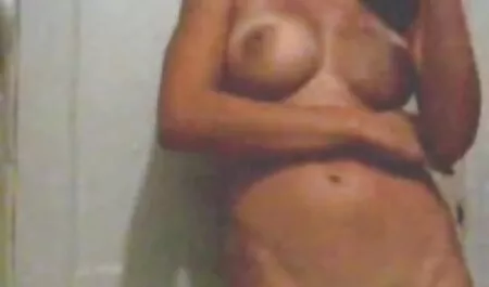 Annabelle e troppo film lesbi gratis piccolo reggiseno