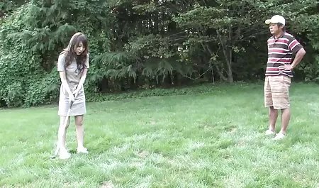 Due troie video gratis lesbiche tettone tettone a turno scopano con un paio di cazzi