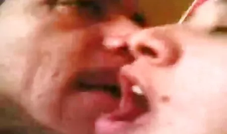 Nerd cutie scopa con lesbiche video gratuiti passione