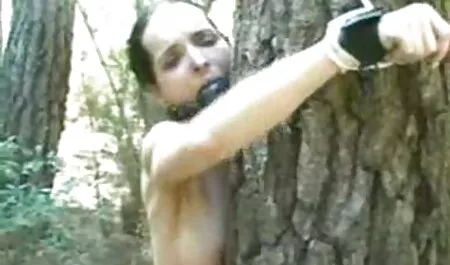 Giovane e cornea spessa latina prende il cazzo di video lesbo romantico un uomo magro